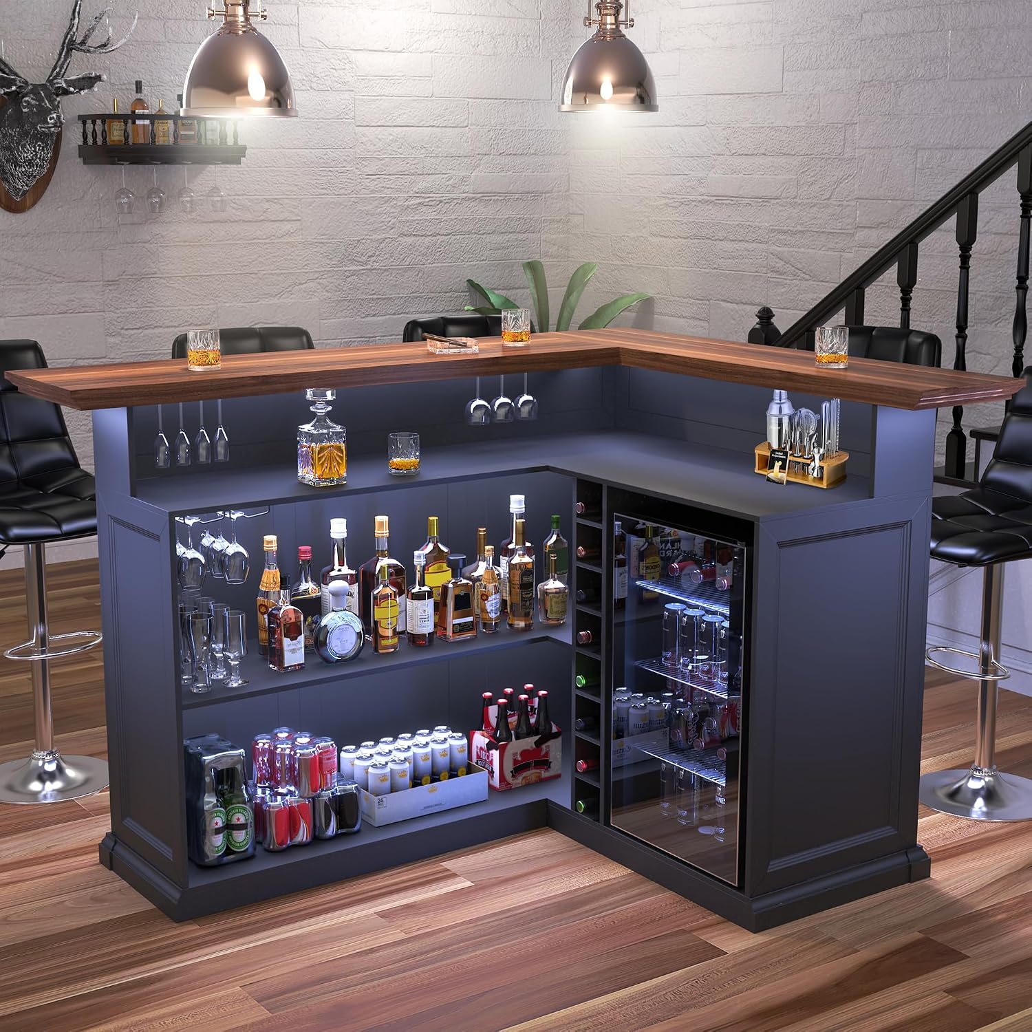 Home Bar And Fridge - L字型ホームバーキャビネット（冷蔵庫スペース付き）、大型地下室バー | 地下室＆男の隠れ家バー、5名以上収容可能、カスタマイズ可能